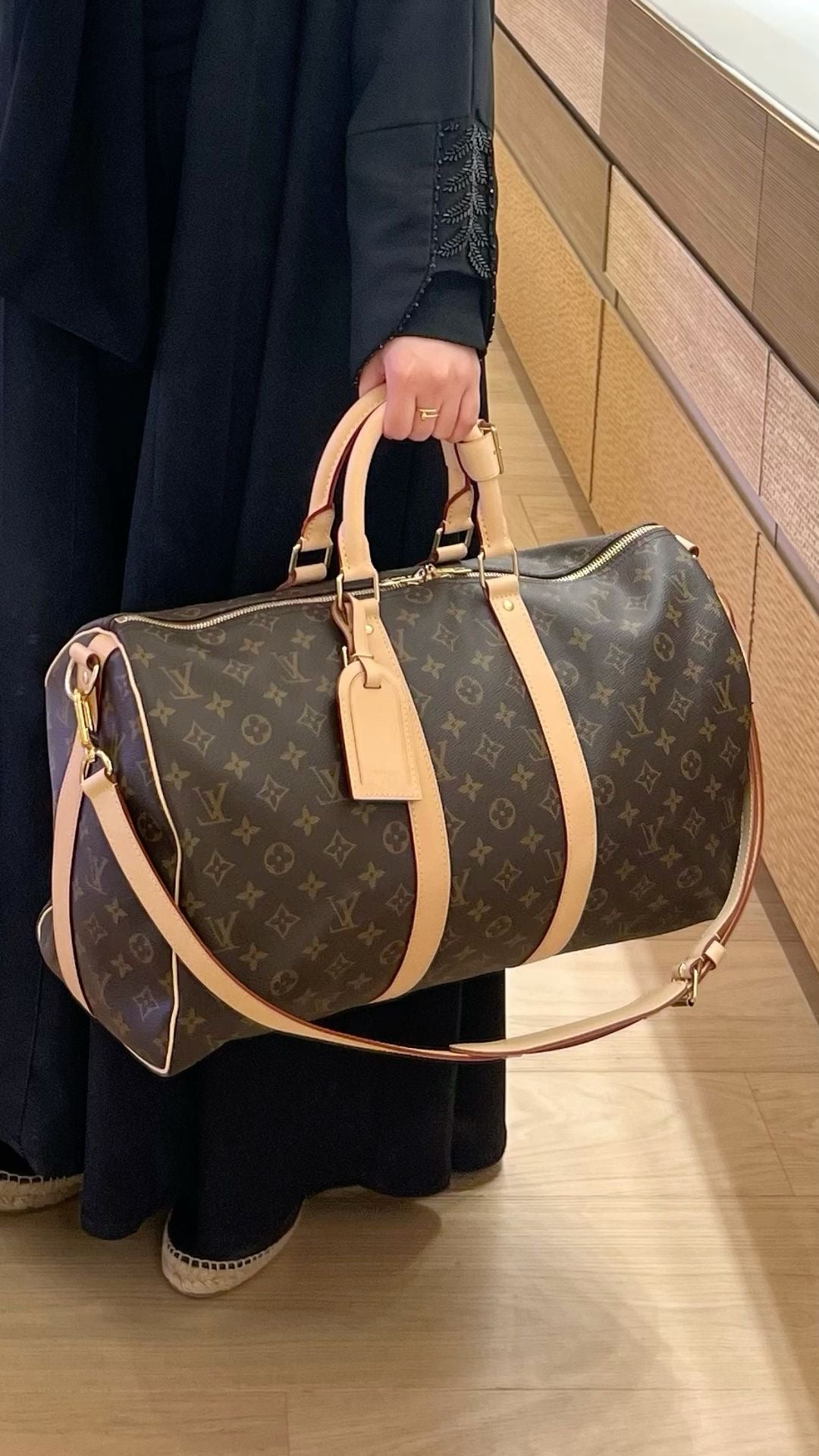 LV Keepall Bandoulière 55