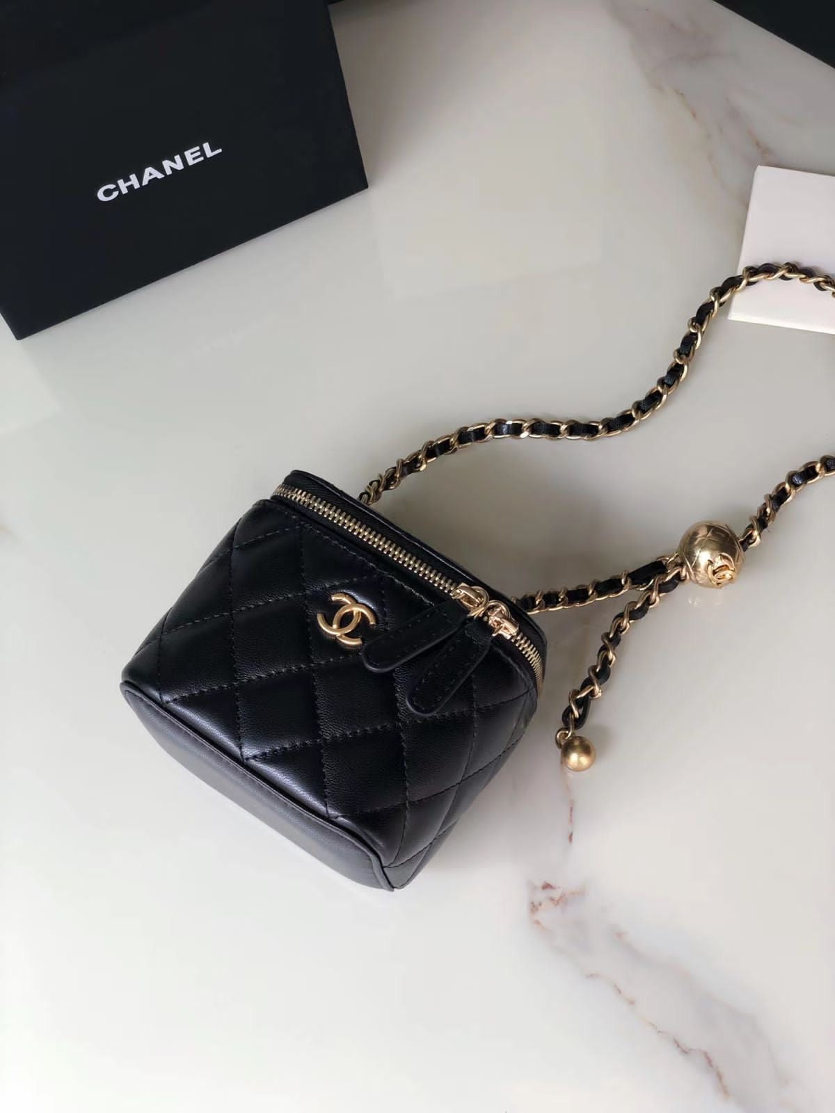 CHANEL Mini Chain