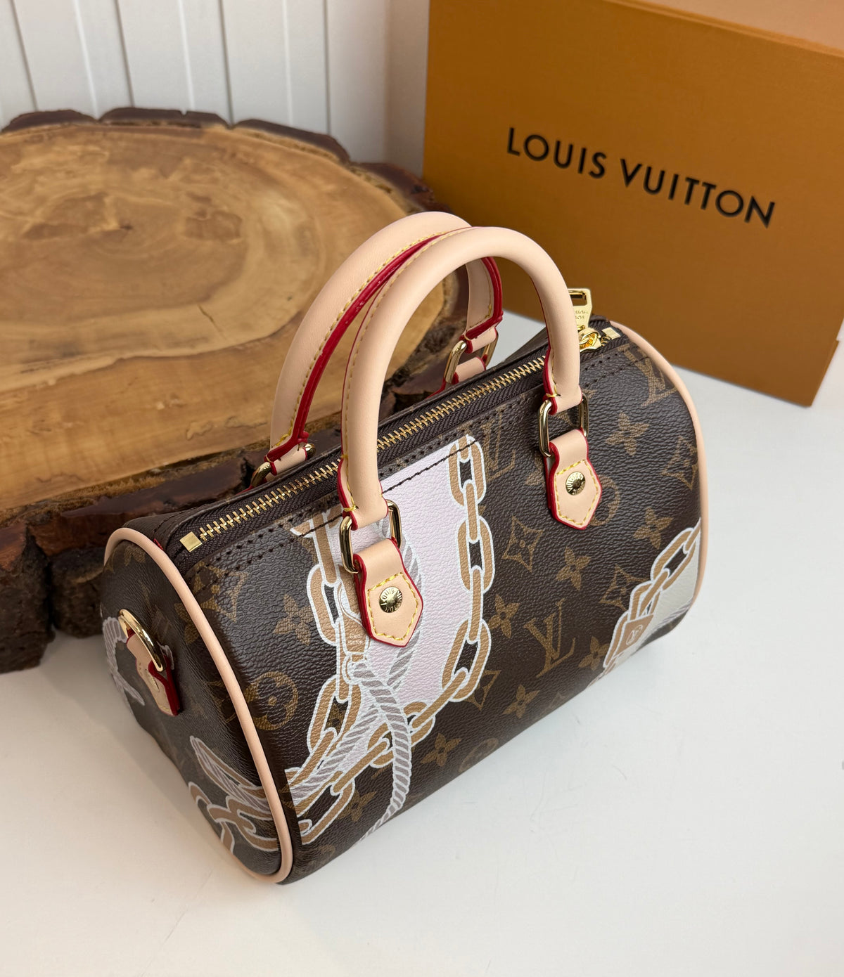 LV Speedy 30 – Monogram