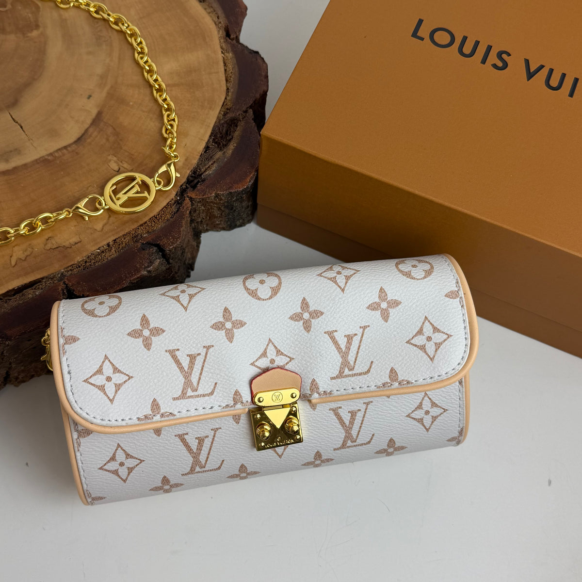 Louis Vuitton Pochette Félicie
