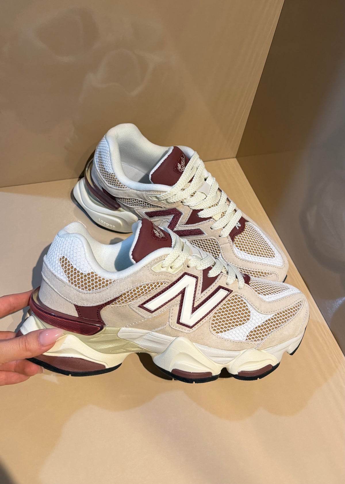 New Balance 9060
