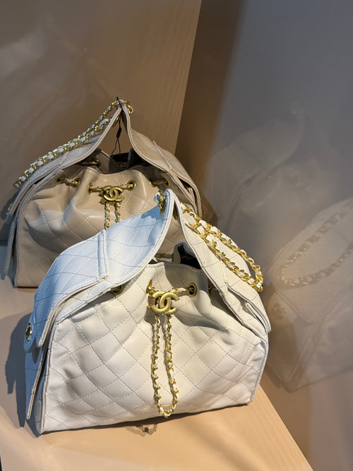 CHANEL CC Chain Bucket