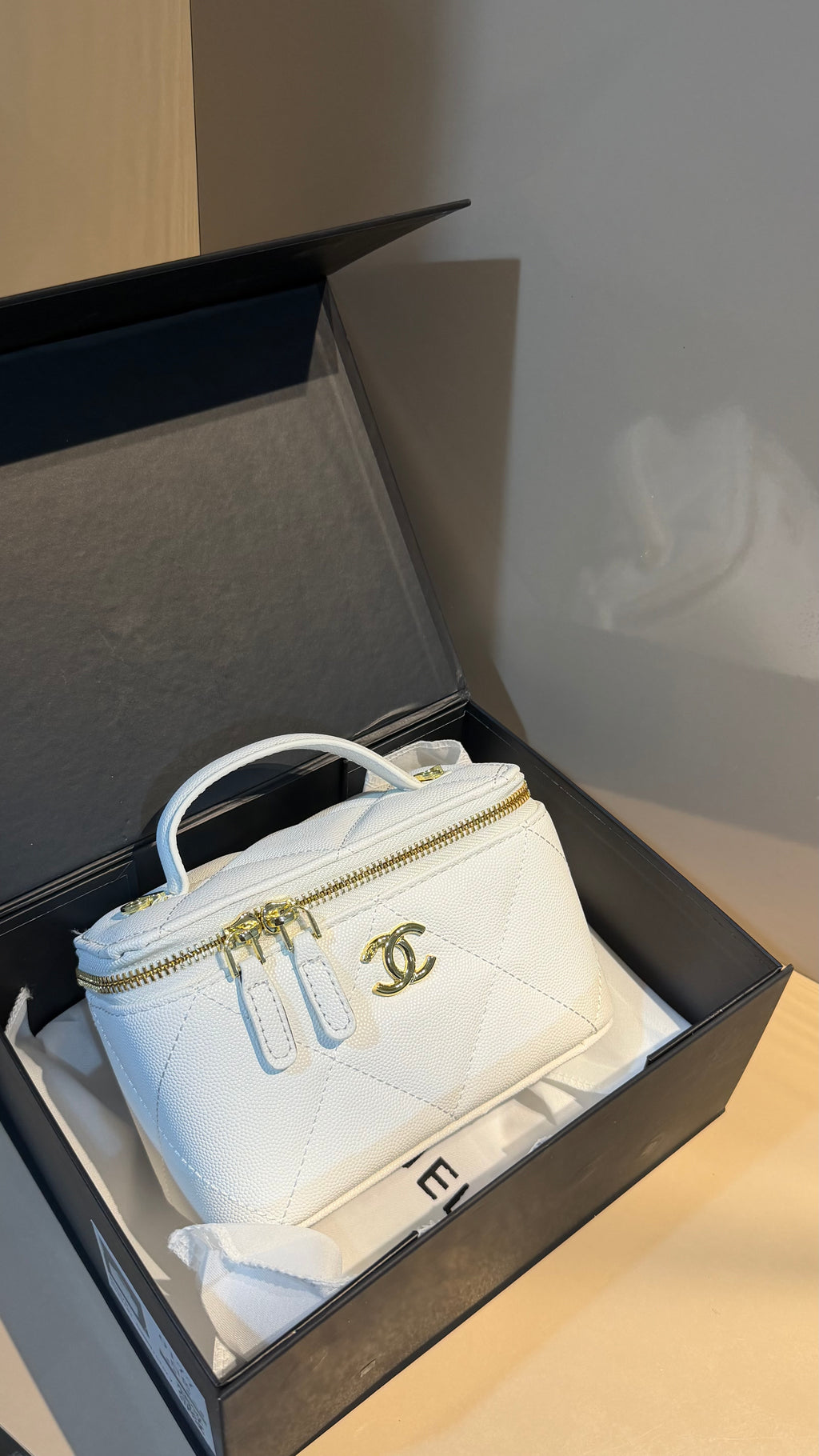 CHANEL Small Top Handle Vanity Case