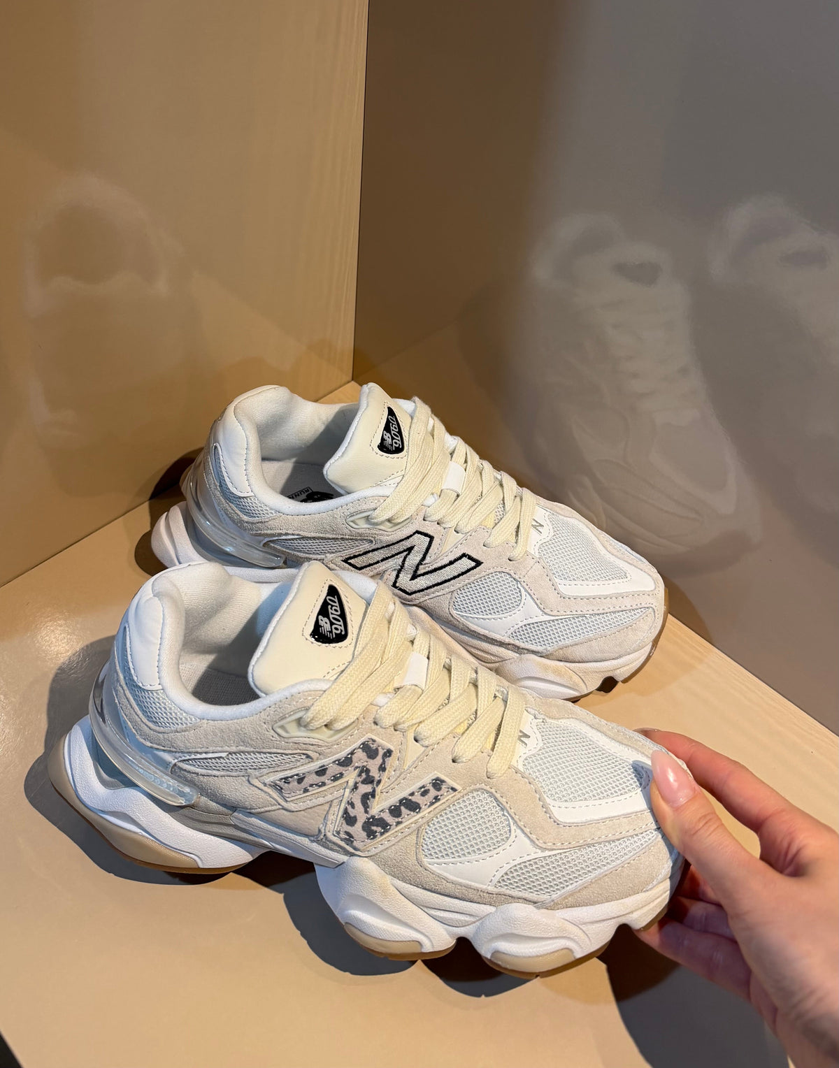 New Balance 9060