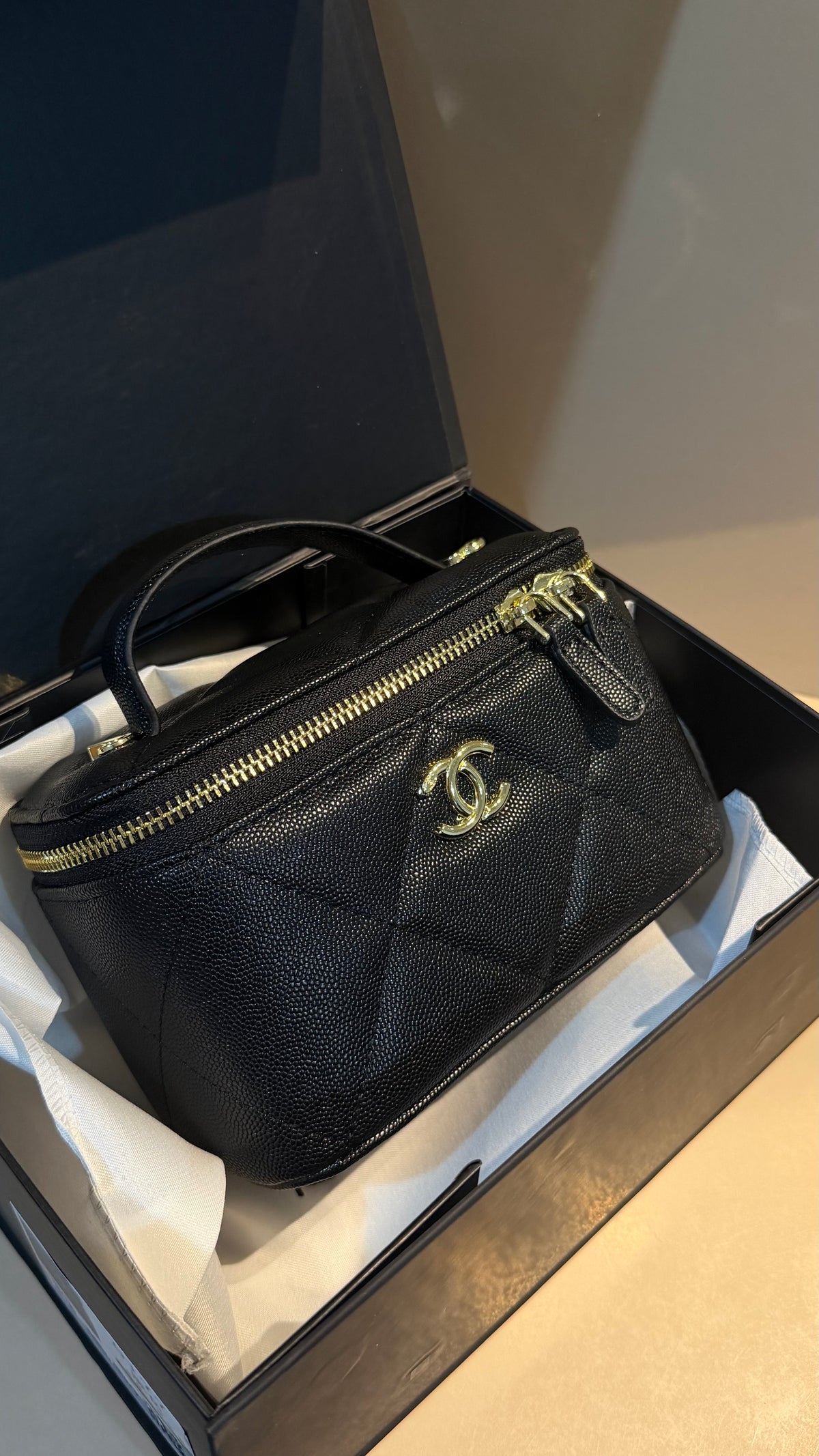 CHANEL Small Top Handle Vanity Case