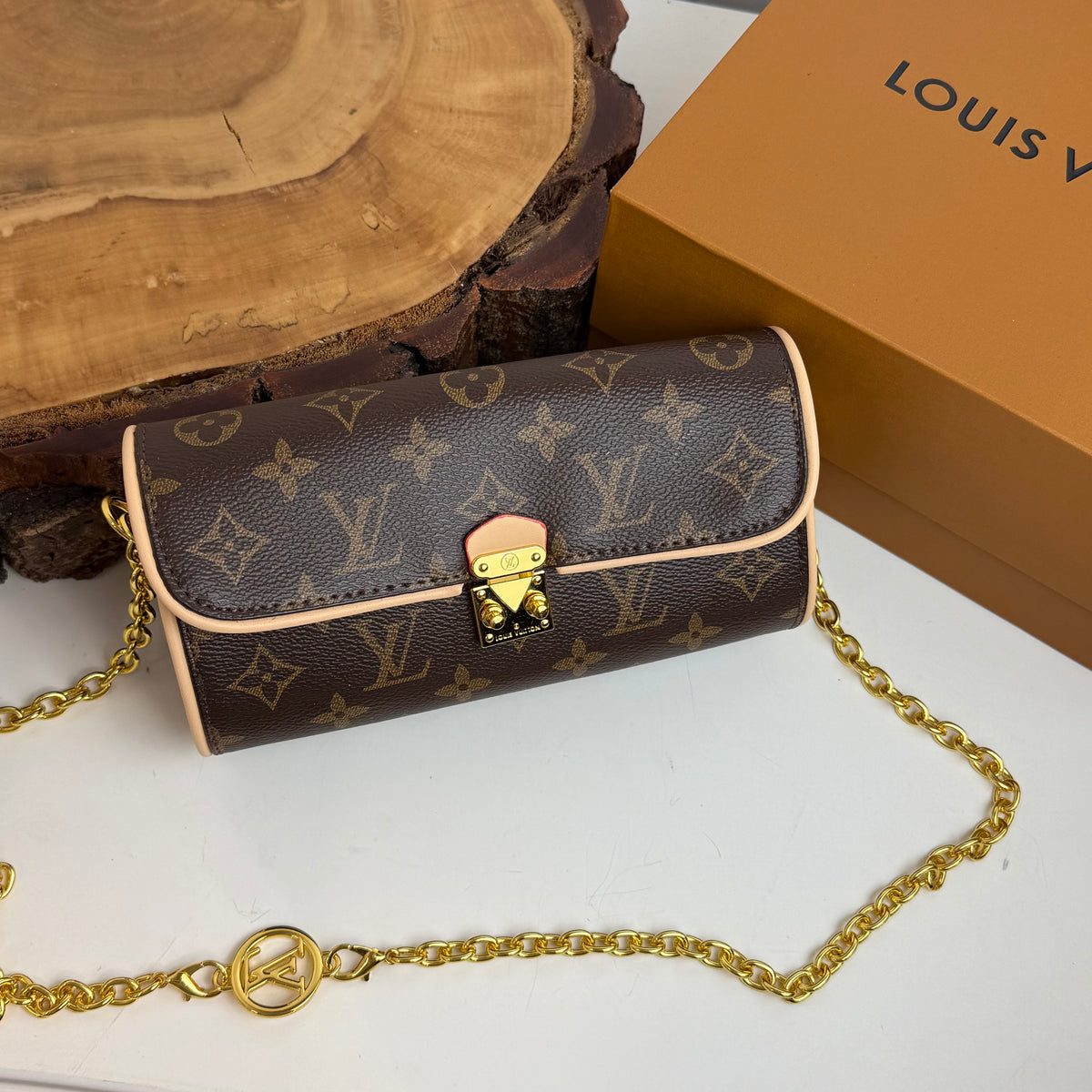Louis Vuitton Pochette Félicie