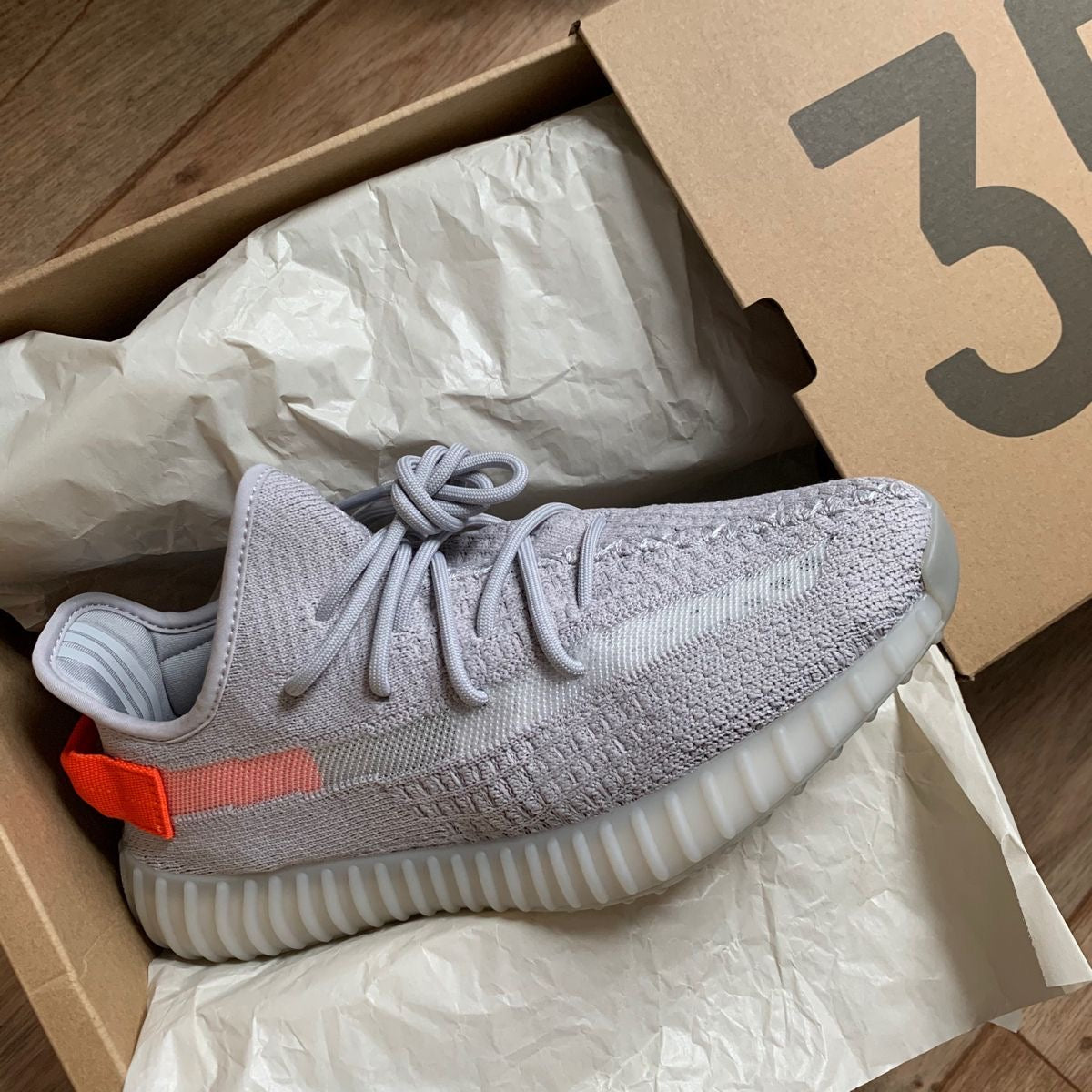 Yeezy Boost V2