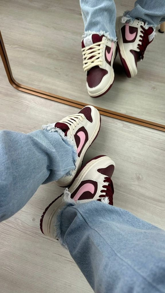 Nike Dunk Low Pink