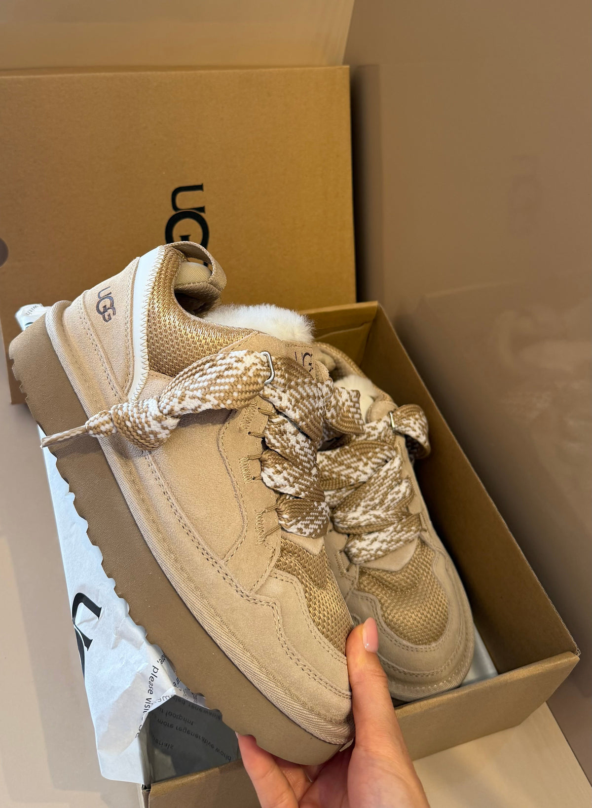 UGG Lowmel Premium