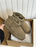 UGG classic